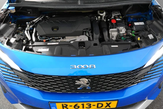 Peugeot 3008 1.6 HYbrid 225 Allure