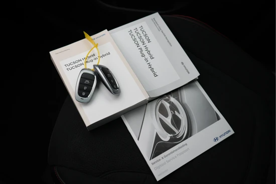 Hyundai Tucson 1.6 T-GDI PHEV 265 pk Automaat N Line Sky 4WD | € 7.590,- Voordeel !!