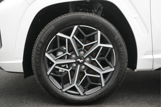 Hyundai Tucson 1.6 T-GDI PHEV265 pk Automaat N Line Sky 4WD | € 7.590,- Voordeel !!
