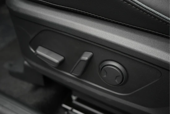 Hyundai Tucson 1.6 T-GDI PHEV 265 pk Automaat Premium 4WD | € 7.085,- Voordeel !!