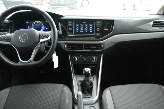 Volkswagen Polo 1.0 TSI Life 96pk | Adaptief cruise control | Fabrieksgarantie 2026 | Navi by app | Parkeersensoren v+a | App connect | Led kopl