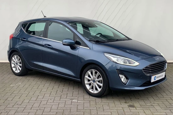 Ford Fiesta 1.0 EcoBoost 100pk Titanium | Camera | Navi | Cruise control | ECC-Airco | Voorruit verwarming | PDC voor & achter | 16 Inch | E