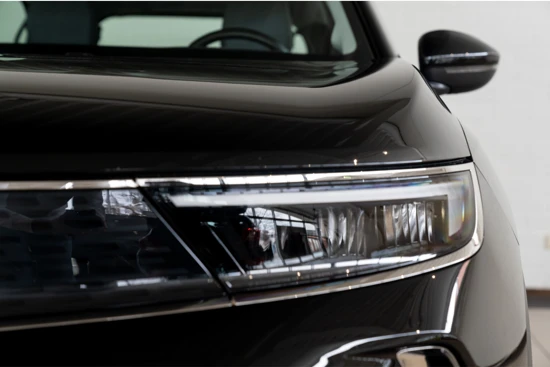 Opel Mokka 1.2 Turbo Elegance | Groot Scherm + Navi | Camera | Apple Carplay & Android Auto | Keyless | LED | PDC |