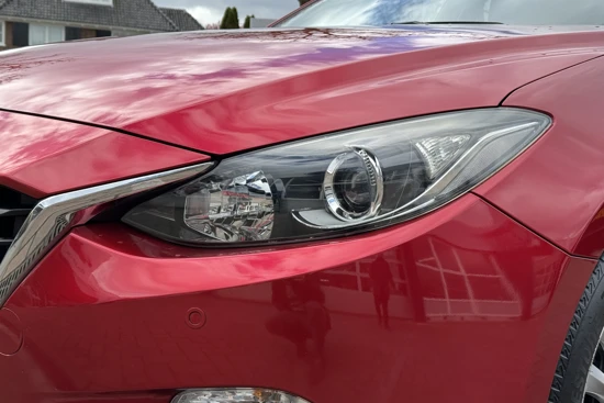 Mazda 3 2.0 TS+ AUTOMAAT | STOELVERWARMING | CLIMATE CONTROL | CRUISE CONTROL | XENON | PANO DAK | LEDER
