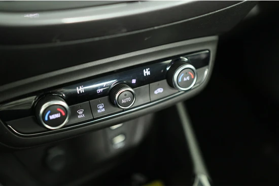 Opel Crossland X 1.2 Turbo Innovation | 1e Eigenaar | Navigatie | Climate Control | Parkeersensoren | Keyless | Dealer onderhouden |