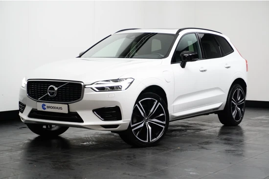 Volvo XC60 T8 R-design | Intellisafe Pro Line | Winter Line | 360o Camera | Panoramadak | 21" wielen | Harman Kardon |