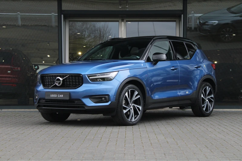 Volvo XC40 T5 AWD R-Design Intro Edition| Adaptive Cruise | Panoramadak | Harman/Kardon | 360° Camera | Mem. Seats | BLIS | Trekhaak