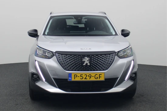 Peugeot 2008 1.2 Allure Pack | Trekhaak | 3D Navi | Camera | Virtueel Dashboard | Leder/Stof | 17" Lichtmetalen v