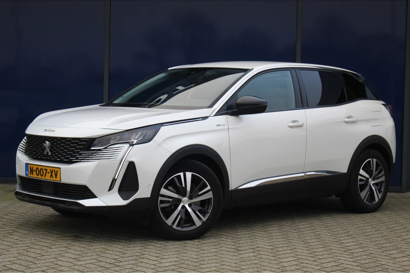 Peugeot 3008 1.6 HYbrid 225PK Allure Pack Business | Camera | Navi | St.verwarming | Carplay | Elek. Achte