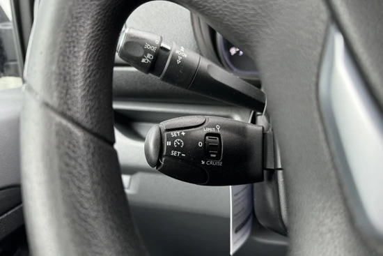 Peugeot Expert 226S 1.6 BlueHDI 95 Pro | Sensoren voor/achter | Camera | Navigatie | Carplay | Cruise | Imperiaal