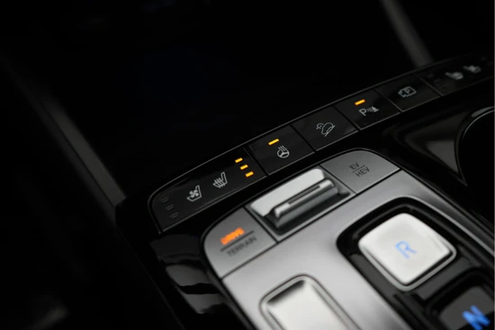 Hyundai Tucson 1.6 T-GDI PHEV 265 pk Automaat Premium 4WD | € 8.185,- Voordeel !!