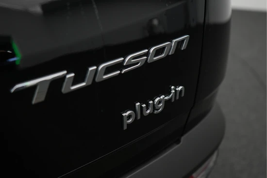 Hyundai Tucson 1.6 T-GDI PHEV 265 pk Automaat Premium 4WD | | € 8.185,- Voordeel !!