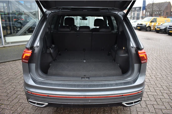 Volkswagen Tiguan Allspace 1.5 TSI 150PK DSG-7 R-Line Business 7P | PANORAMADAK | NAVIGATIE | AUTO A. KLEP