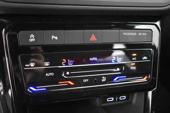 Volkswagen T-Cross 1.0 TSI 111pk R-Line Adaptief cruise control | Navigatie | App connect | Led koplampen | Dab radio | 1e eigenaar | 100%dealerond