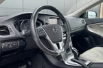 Volvo V40 T3 Inscription | Panoramadak | Trekhaak | BLIS | LED | Leder | Camera | Stoelverwarming | Verwarmde Voorruit