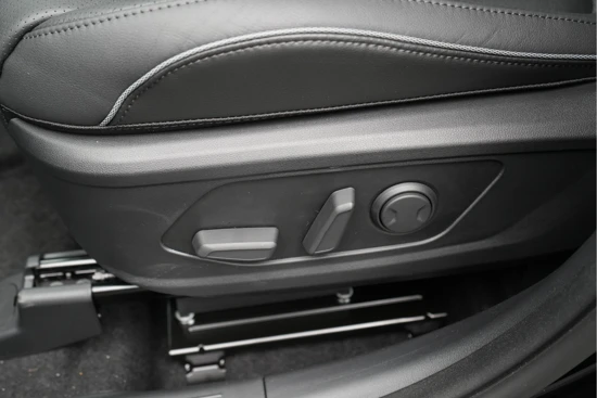 Hyundai Tucson 1.6 T-GDI PHEV 265 pk Automaat Premium Sky 4WD | € 8.485,- Voordeel !!
