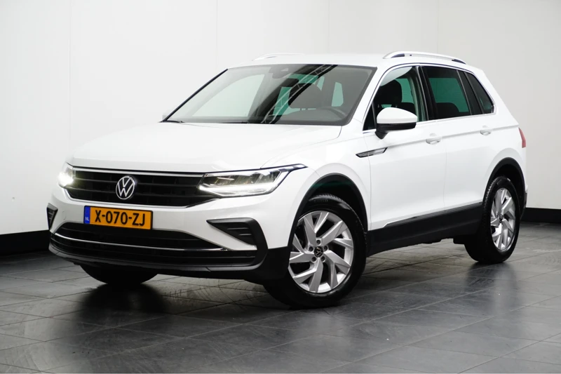 Volkswagen Tiguan 1.5 TSI 150PK DSG-7 Life + | NAVIGATIE | TREKHAAK | CAMERA | STOEL + STUURVERW.