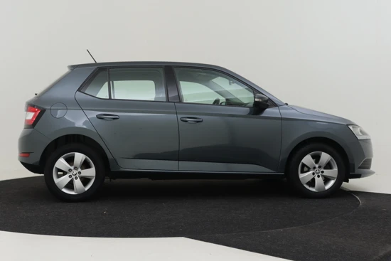 Škoda Fabia 1.0 Active 75pk | 1e eigenaar | 100%dealeronderhouden | Cruise control | Airco | Elektrische ramen | Led dagrijverlichting | App