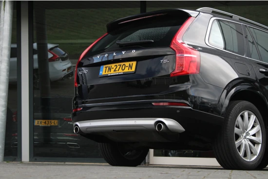 Volvo XC90 T5 AWD Momentum | Adaptive Cruise | LED | Pilot Assist | Parkeerhulp | Leder | Trekhaak | 7-Persoons