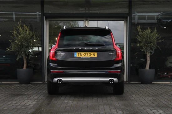 Volvo XC90 T5 AWD Momentum | Adaptive Cruise | LED | Pilot Assist | Parkeerhulp | Leder | Trekhaak | 7-Persoons