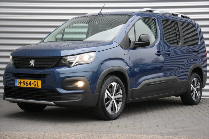 Peugeot Rifter LONG 1.2 PURETECH 130PK 7-ZITS GT-LINE AUTOMAAT / NAVI / CLIMA / LED / PDC / 17" LMV / UNIEK / CAMERA / TREKHAAK / KEYLESS / BLU