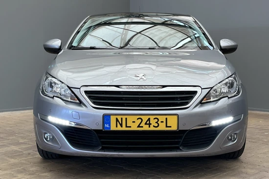 Peugeot 308 1.2 110PK Blue Lion | Unieke Kmstand!! | Panorama Dak | Navigatie | Cruise | Clima | Parkeersensoren |