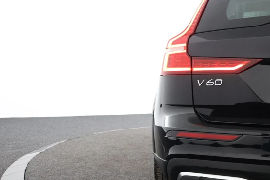 Volvo V60 Cross Country B5 AWD Ultimate