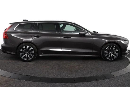 Volvo V60 2.0 T6 Recharge AWD Plus Bright Long Range | Stoel & stuurwielverwarming | Semi elektrische trekhaak | Adaptieve cruise control