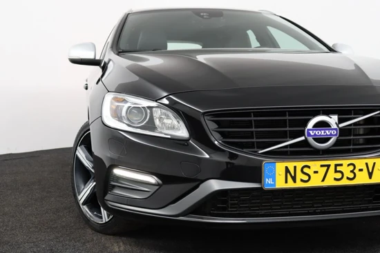 Volvo V60 T3 NORDIC+ SPORT R-DESIGN | Stoelverwarming | Vaste trekhaak |