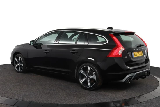 Volvo V60 T3 NORDIC+ SPORT R-DESIGN | Stoelverwarming | Vaste trekhaak |