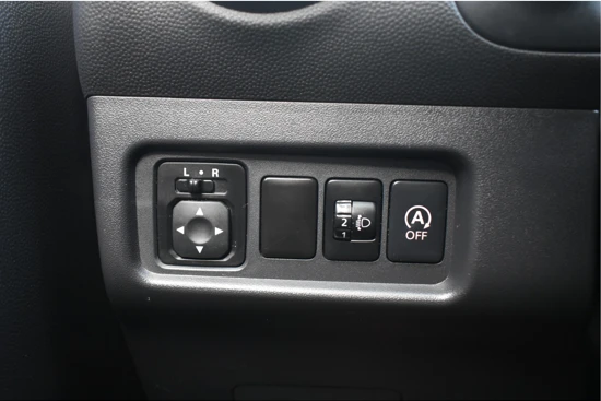 Mitsubishi Space Star 1.0 Inform | Parkeersensoren | Airco | 2e Eigenaar | Radio/MP3 | Stuurbekrachtiging | Centrale Deurvergrendeling | !!