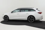 CUPRA Leon Sportstourer 1.4 e-Hybrid 245PK | Navigatiesysteem full map | Parkeersensoren achter | Voorstoelen/stuur verwarmd | Keyless go | 19'' LMV | D