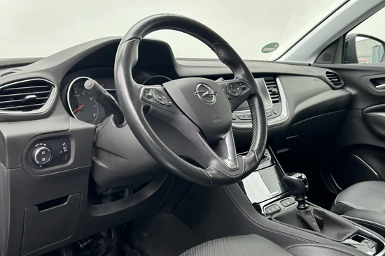 Opel Grandland X 1.2 Turbo Business Executive | Leder | AGR stoelen | Stuurverwarming | Stoelverwarming vóór + achter | Stoelverkoeling vóór | Na