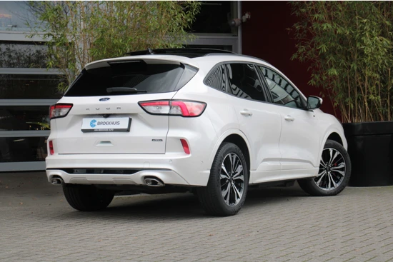 Ford Kuga 2.5 PHEV 225pk ST-Line X | Alle opties! | Pano | AGR stoelen | Trekhaak | Head-up | B&O | 19'' Velgen