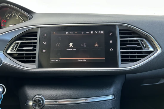 Peugeot 308 1.2 130pk Allure | Automaat | Navigatie | Parkeersensoren voor + achter | Apple Carplay/Android Auto |