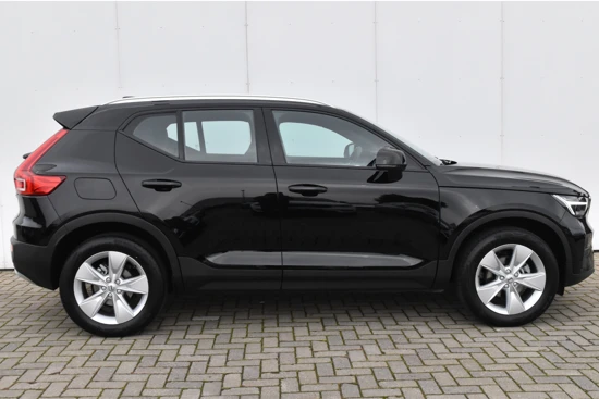 Volvo XC40 T2 Core *Nw.Model* *Keyless* *VolvoSelekt*