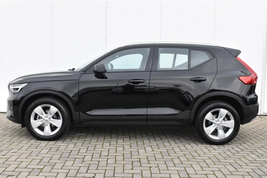 Volvo XC40 T2 Core *Nw.Model* *Keyless* *VolvoSelekt*