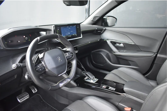 Peugeot 2008 1.2 PureTech GT-Line 130pk Automaat | Schuif-/Kanteldak | Navigatie | Stoelverwarming | Full-LED | Achteruitrijcamera | Climate