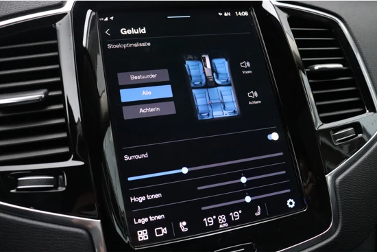 Volvo XC90 T8 AWD Recharge Plus Dark Long Range | Trekhaak | 360° Camera | Harman Kardon | Adaptieve Cruise Control | Pilot Assist | BLIS D
