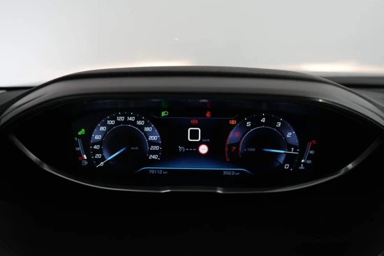Peugeot 5008 1.2 PureTech Allure | Apple Carplay/Android Auto | Cruise control | Lichtmetalen velgen 19"