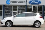 Toyota Auris 1.8 HYBRID LEASE | TREKHAAK | CAMERA | LEDER | PANO DAK | 17'' LMV | NAVI |