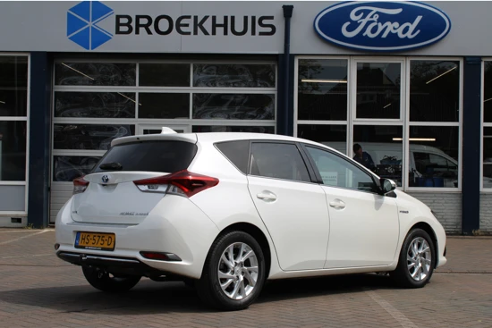 Toyota Auris 1.8 HYBRID LEASE | TREKHAAK | CAMERA | LEDER | PANO DAK | 17'' LMV | NAVI |