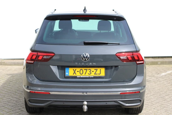 Volkswagen Tiguan 1.5 TSI Elegance | Camera | Alcantara | PDC v+a | Stoel & Stuur verwarming | Elek.Trekhaak