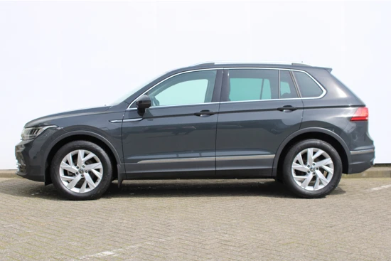 Volkswagen Tiguan 1.5 TSI Elegance | Camera | Alcantara | PDC v+a | Stoel & Stuur verwarming | Elek.Trekhaak