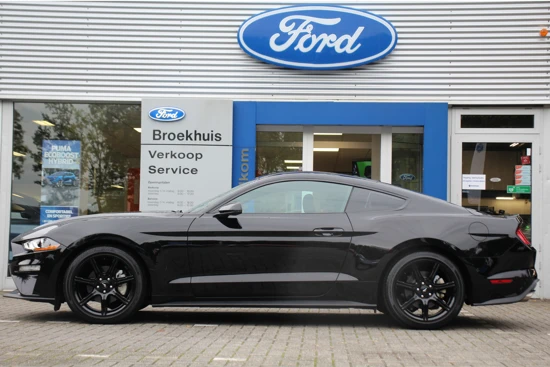 Ford Mustang Fastback 2.3EB AUTOMAAT | 1e EIGENAAR! | PERFORMANCE UITLAAT | DEALER ONDERHOUDEN! | NAVI (INCL APPLE CARPLAY & ANDROID AUTO | C