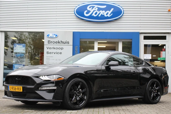 Ford Mustang Fastback 2.3EB AUTOMAAT | 1e EIGENAAR! | PERFORMANCE UITLAAT | DEALER ONDERHOUDEN! | NAVI (INCL APPLE CARPLAY & ANDROID AUTO | C