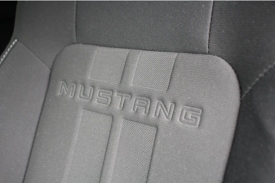 Ford Mustang Fastback 2.3EB AUTOMAAT | 1e EIGENAAR! | PERFORMANCE UITLAAT | DEALER ONDERHOUDEN! | NAVI (INCL APPLE CARPLAY & ANDROID AUTO | C