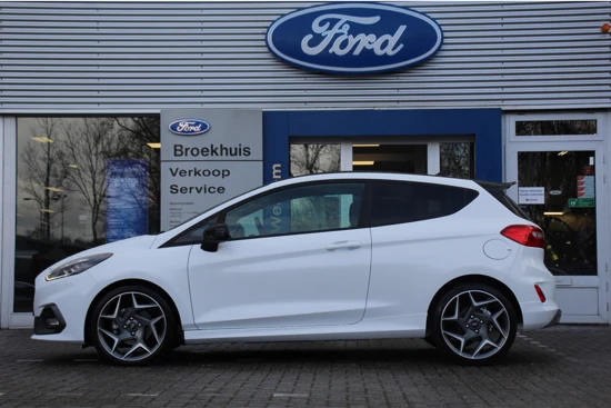 Ford Fiesta 1.5EB ST-3 BLACK-PACK | PERFORMANCE | CAMERA | WINTERPACK | B&O AUDIO | NAVI | CRUISE | LAUNCH CONTROL | LIJN DETECTIE | PARKEER