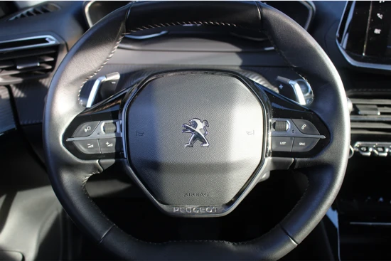 Peugeot 208 1.2 100PK Allure Aut. | Camera | Apple Car Play LED | 16" LMV | Cruise & Climate C. | Privacy Gl