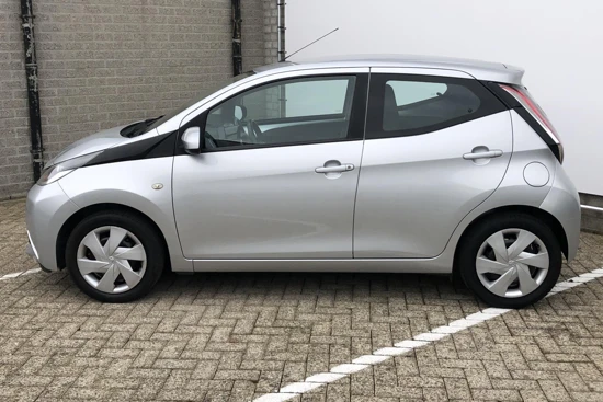 Toyota Aygo 1.0 VVT-i Automaat x-play